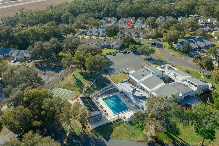 Property Photo: 6818 E Queensbury Lane FL 34452