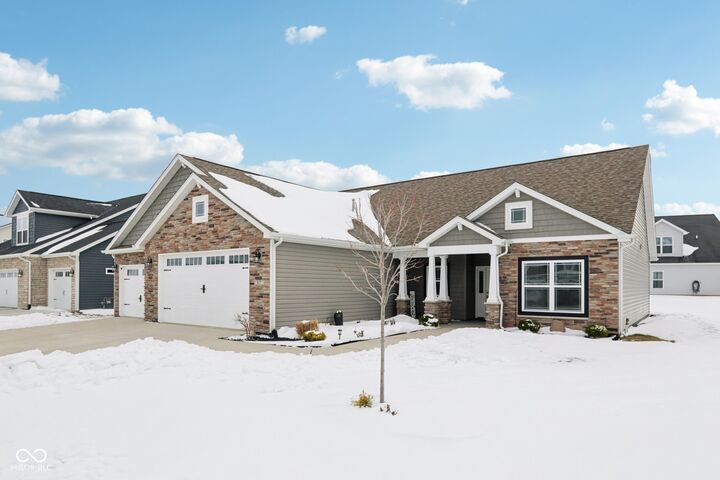 Property Photo:  817 Detford Street  IN 46052 