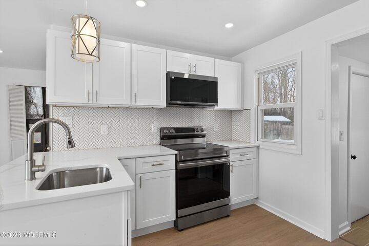 Property Photo:  71 Jacobstown Road  NJ 08533 