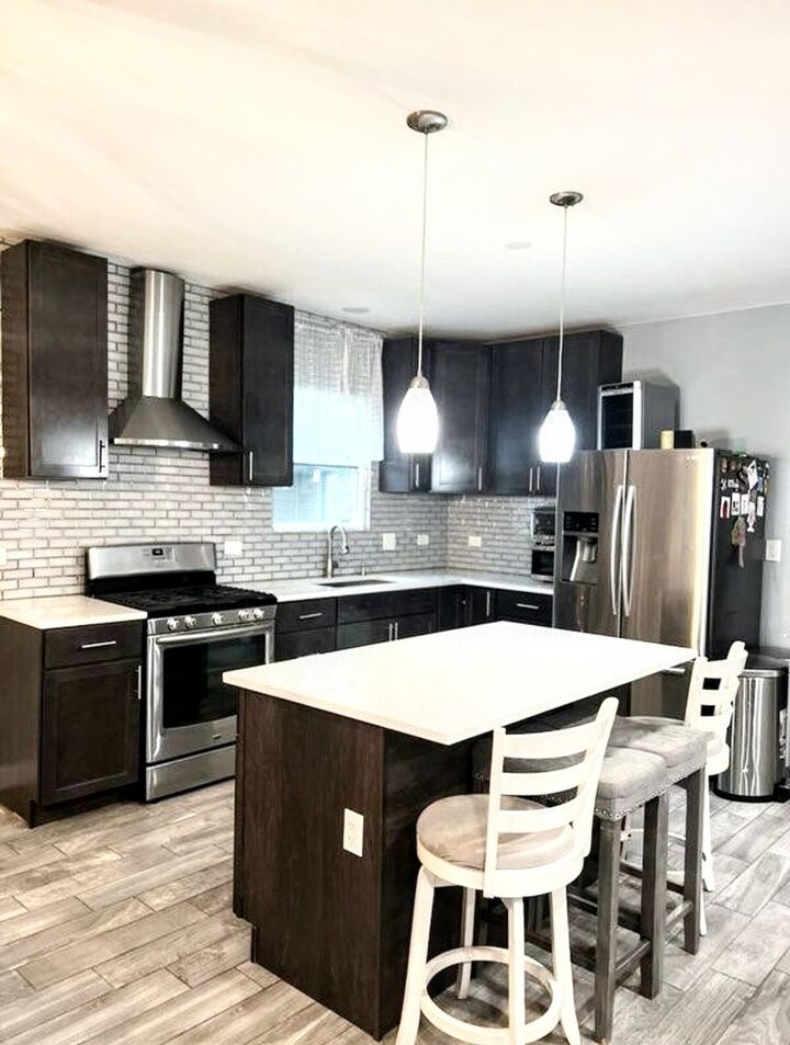 Property Photo:  4054 Fern Avenue  IL 60534 