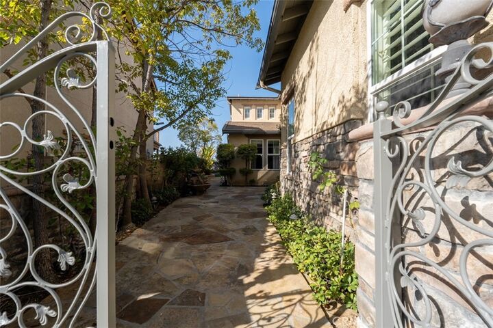 Property Photo: 2833 Muir Trail Drive CA 92833