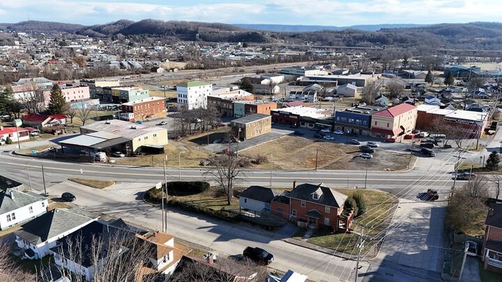 Property Photo:  315 Straley Ave.  WV 24739 