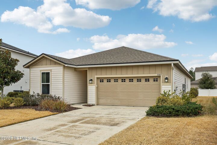 Property Photo:  2003 Amberly Drive  FL 32068 