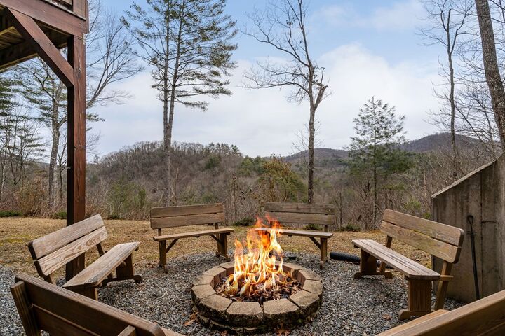 Property Photo:  197 Cashes Valley Overlook  GA 30522 