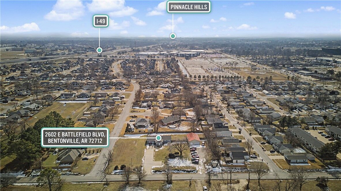 Property Photo:  2602 E Battlefield Boulevard  AR 72712 