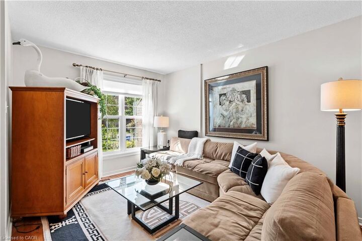 Property Photo:  2272 Mowat Avenue 56  ON L6H 5L8 