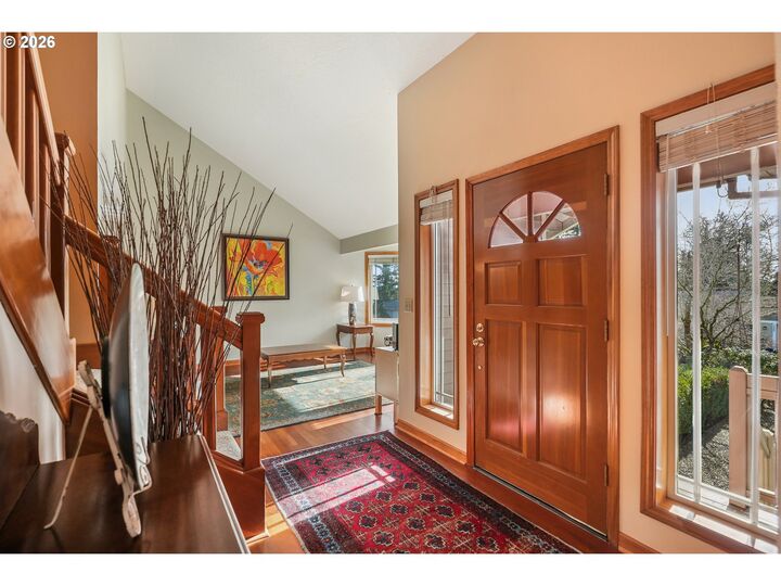 Property Photo:  2483 Southslope Way  OR 97068 