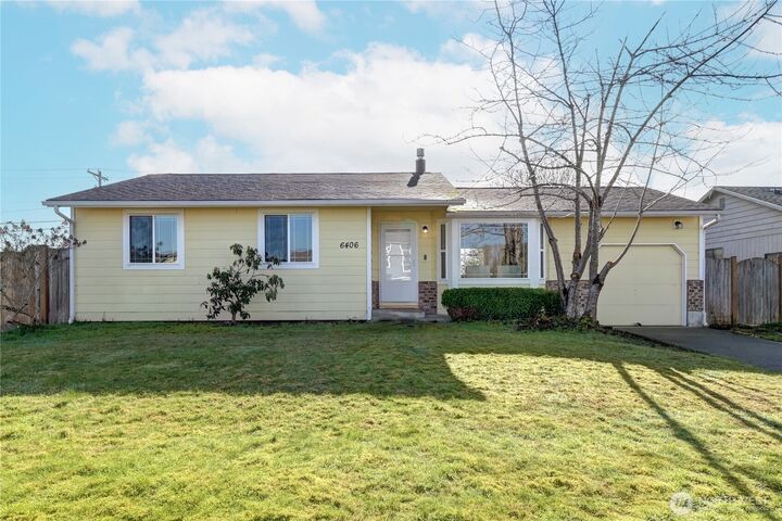 Property Photo:  6406  64th Place NE  WA 98270 