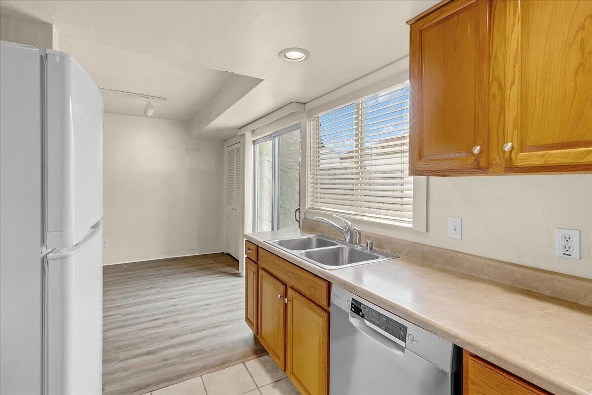 Property Photo:  3137 Seacrest Avenue 17  CA 93933 