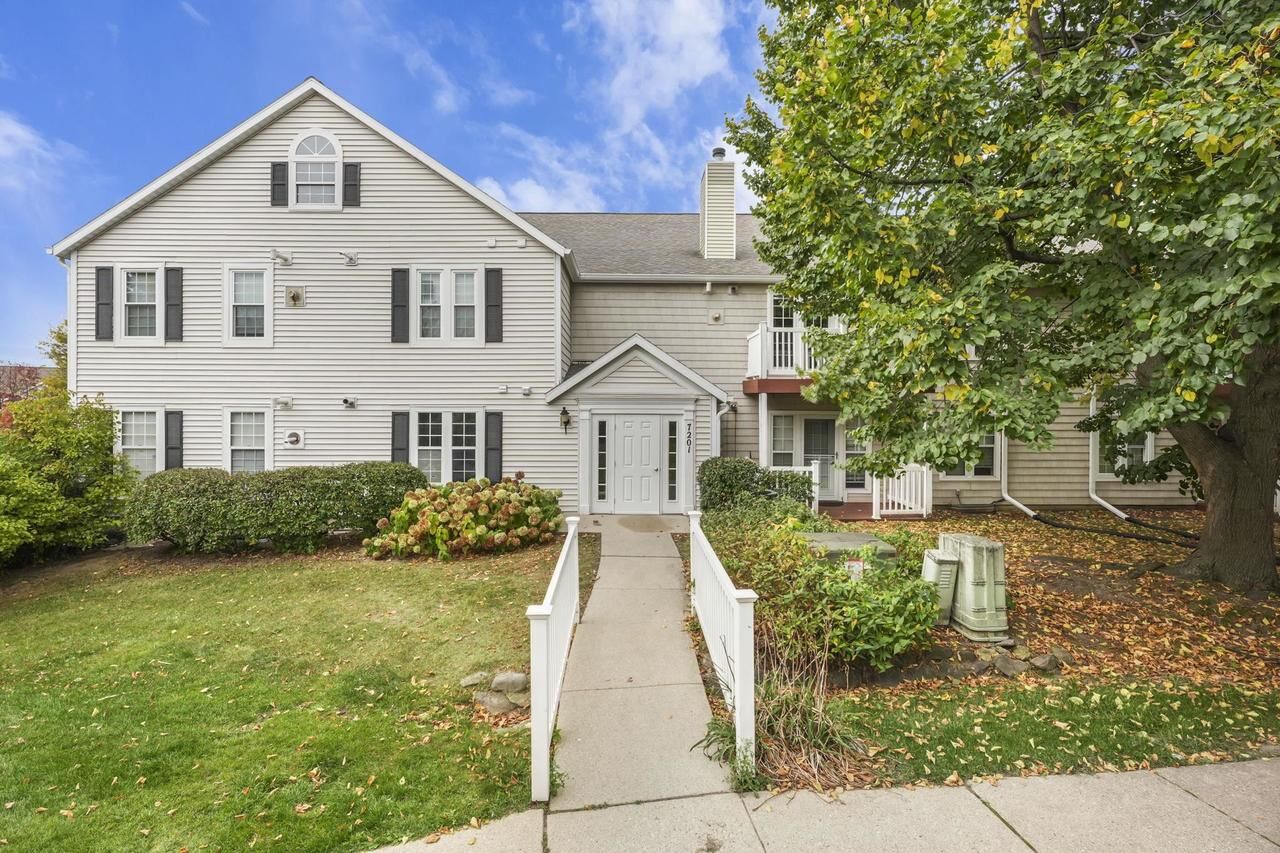 Property Photo:  7201 Flagship Drive 8  WI 53719 