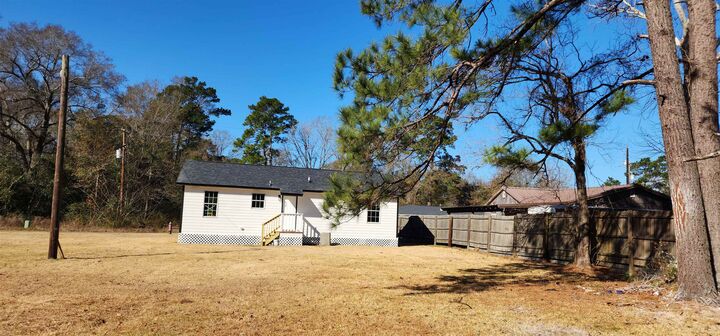 Property Photo: 129 Lexie Thomas Road TX 75956