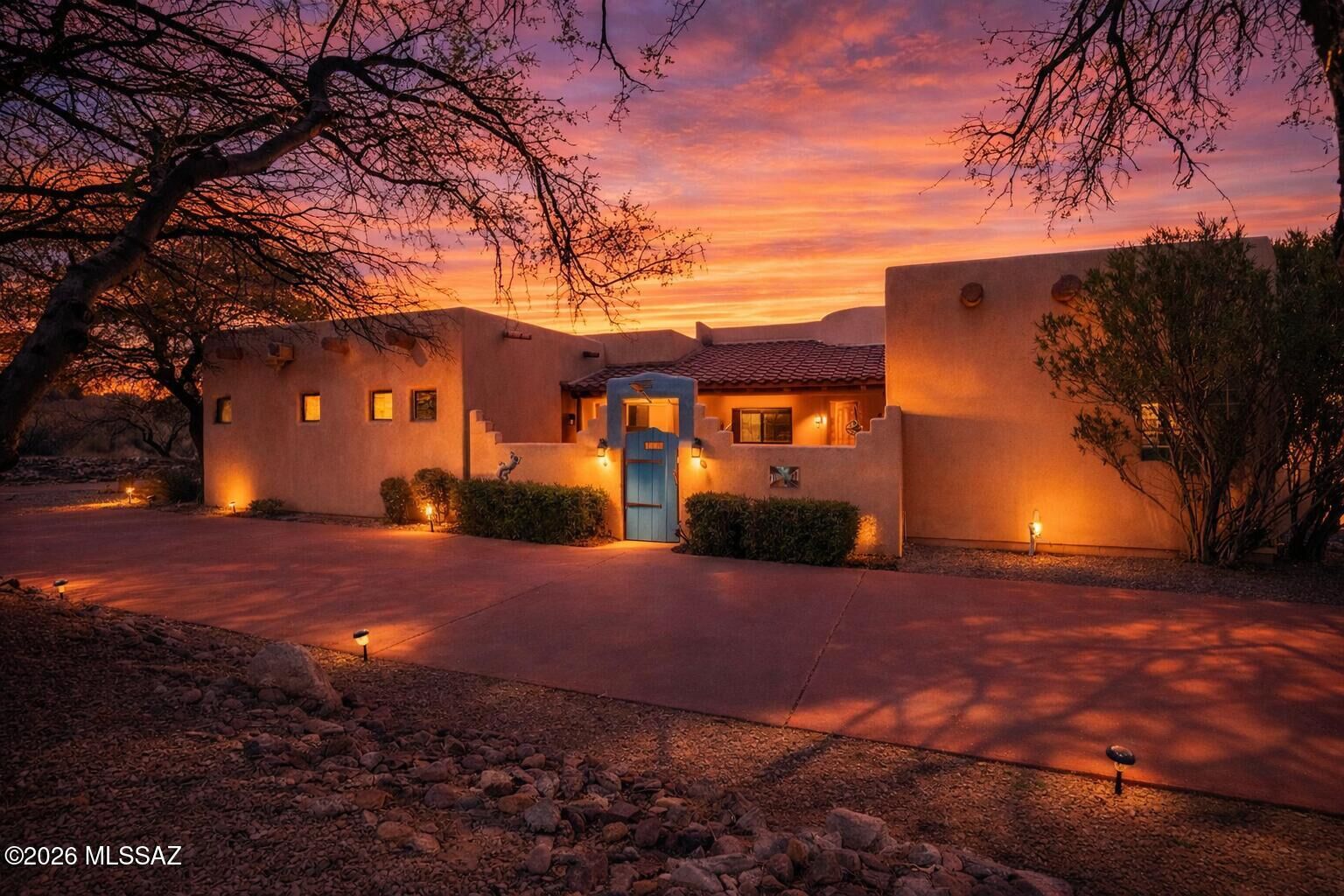 Property Photo: 612 Camino Arviso AZ 85648