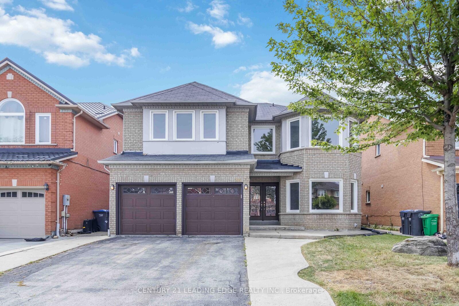 Property Photo:  286 Fernforest Drive  ON L6R 1B6 