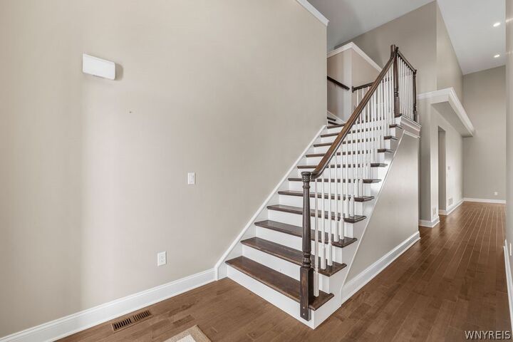 Property Photo:  59 Beckford Court  NY 14221 