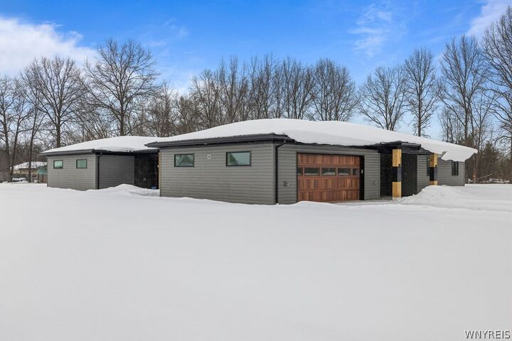 Property Photo: 855 Madison Drive NY 14092