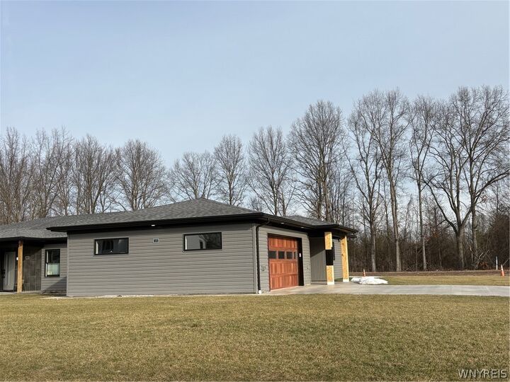 Property Photo:  855 Madison Drive  NY 14092 