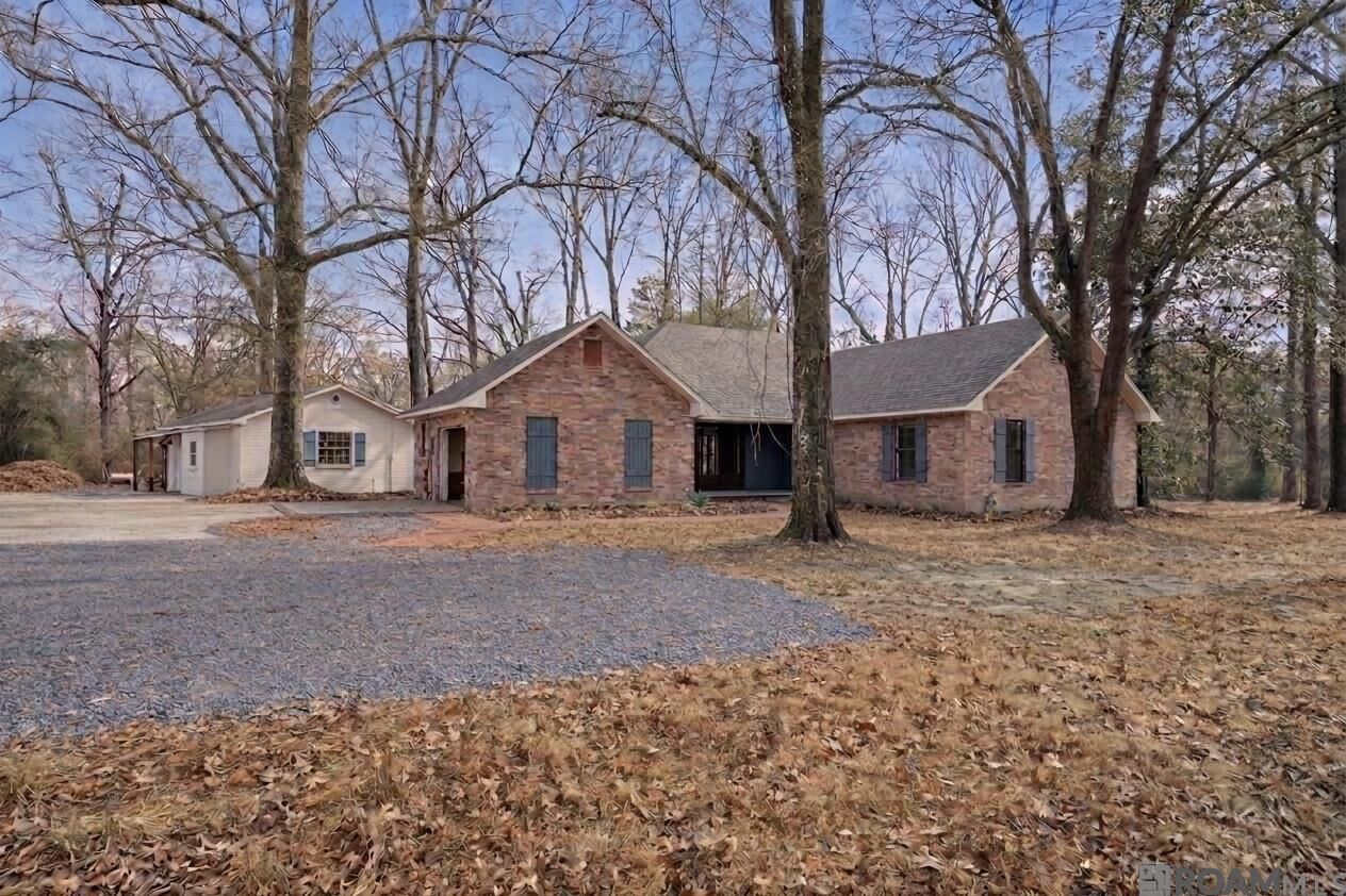 Property Photo:  18439 Belle Alliance Rd  LA 70769 