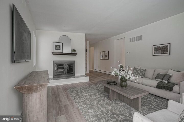 Property Photo:  101 S Jefferson Avenue  NJ 08090 