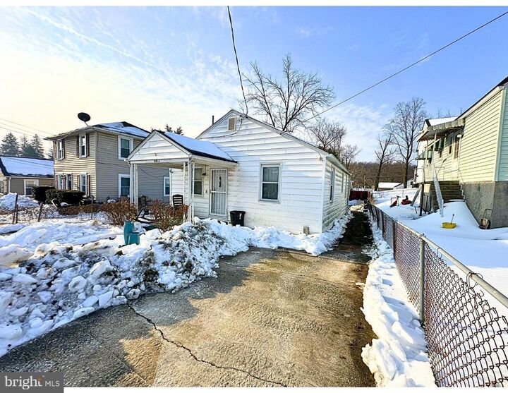 Property Photo:  5533 Clifton Avenue  MD 21207 