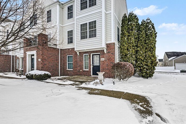 Property Photo:  6004 Woodshire Drive  OH 43081 