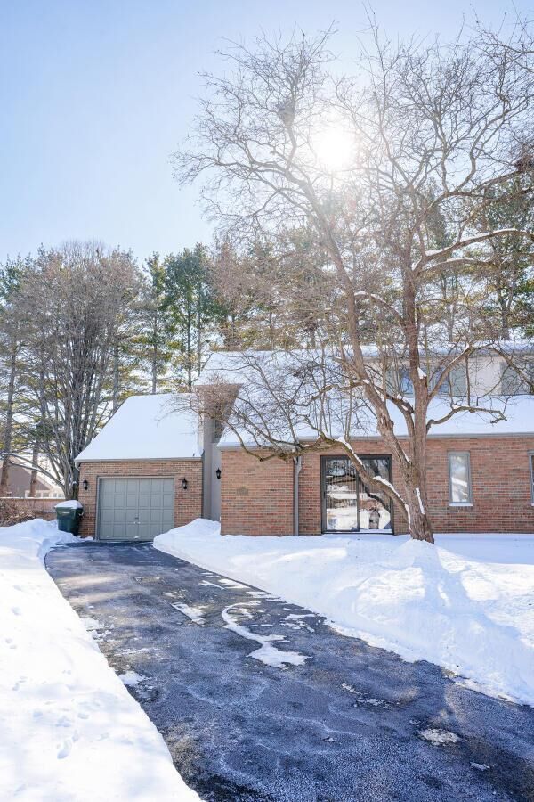 Property Photo:  6326 Tamworth Court  OH 43017 