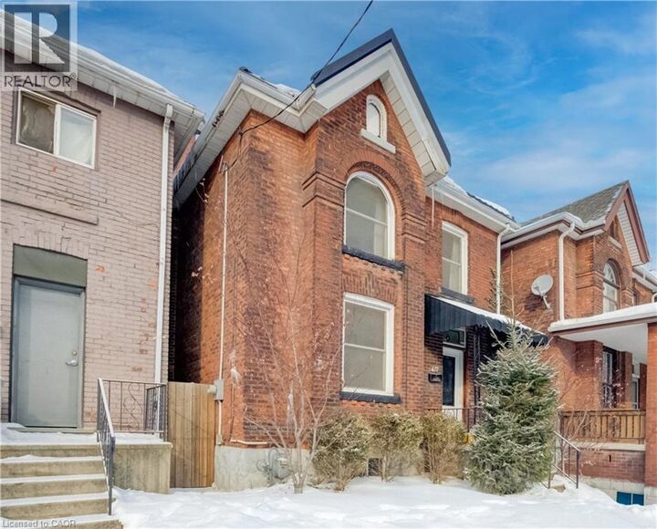 Property Photo:  83 Sanford Avenue North  ON L8L 5Z1 