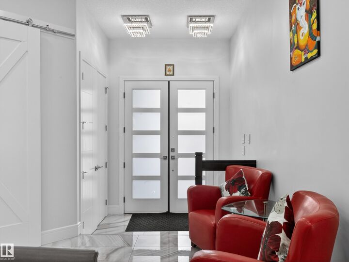 Property Photo:  1808 20 Avenue NW  AB T6T 2K9 