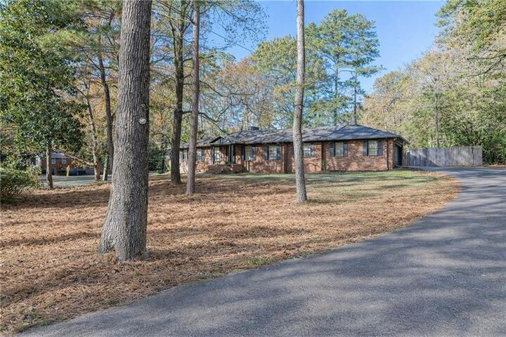 Property Photo:  3121 Cascade Road SW  GA 30311 