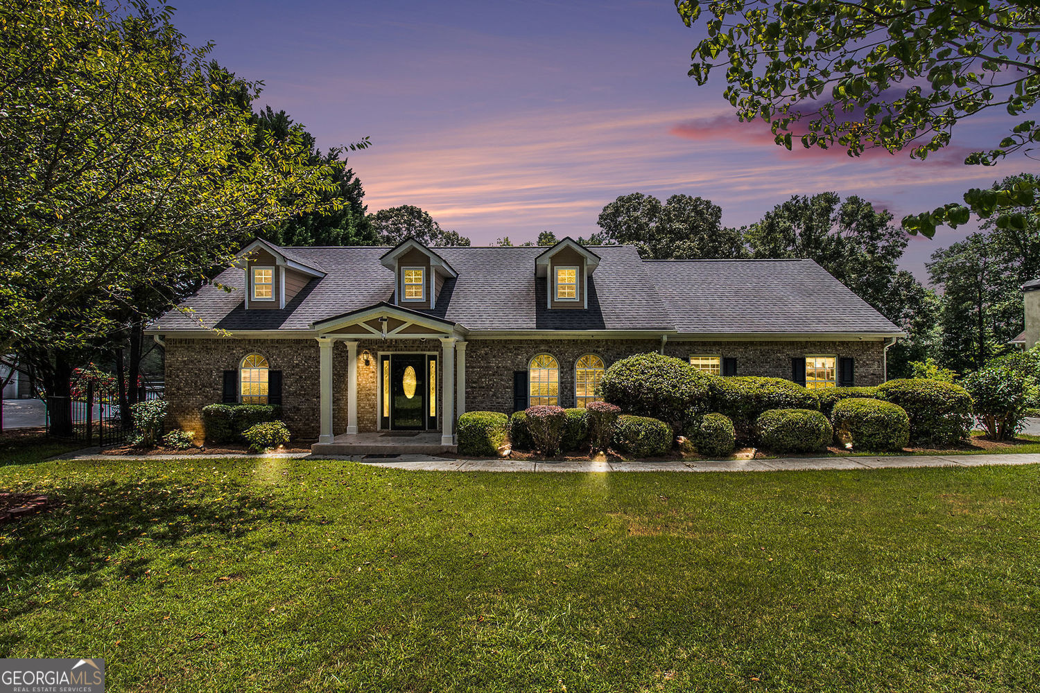 Property Photo: 96 Pointe View Court GA 30233