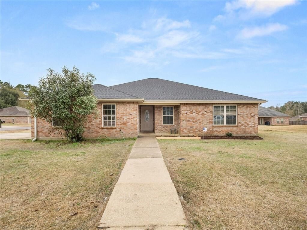 Property Photo: 6093 Fagan Circle LA 70634