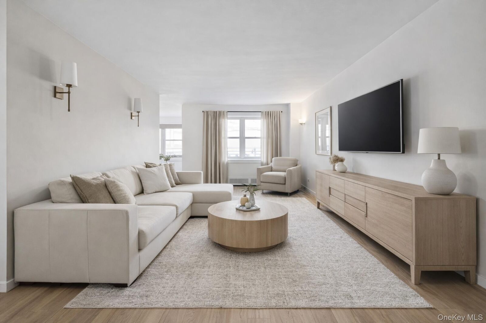 Property Photo:  5550 Fieldston Road 8H  NY 10471 