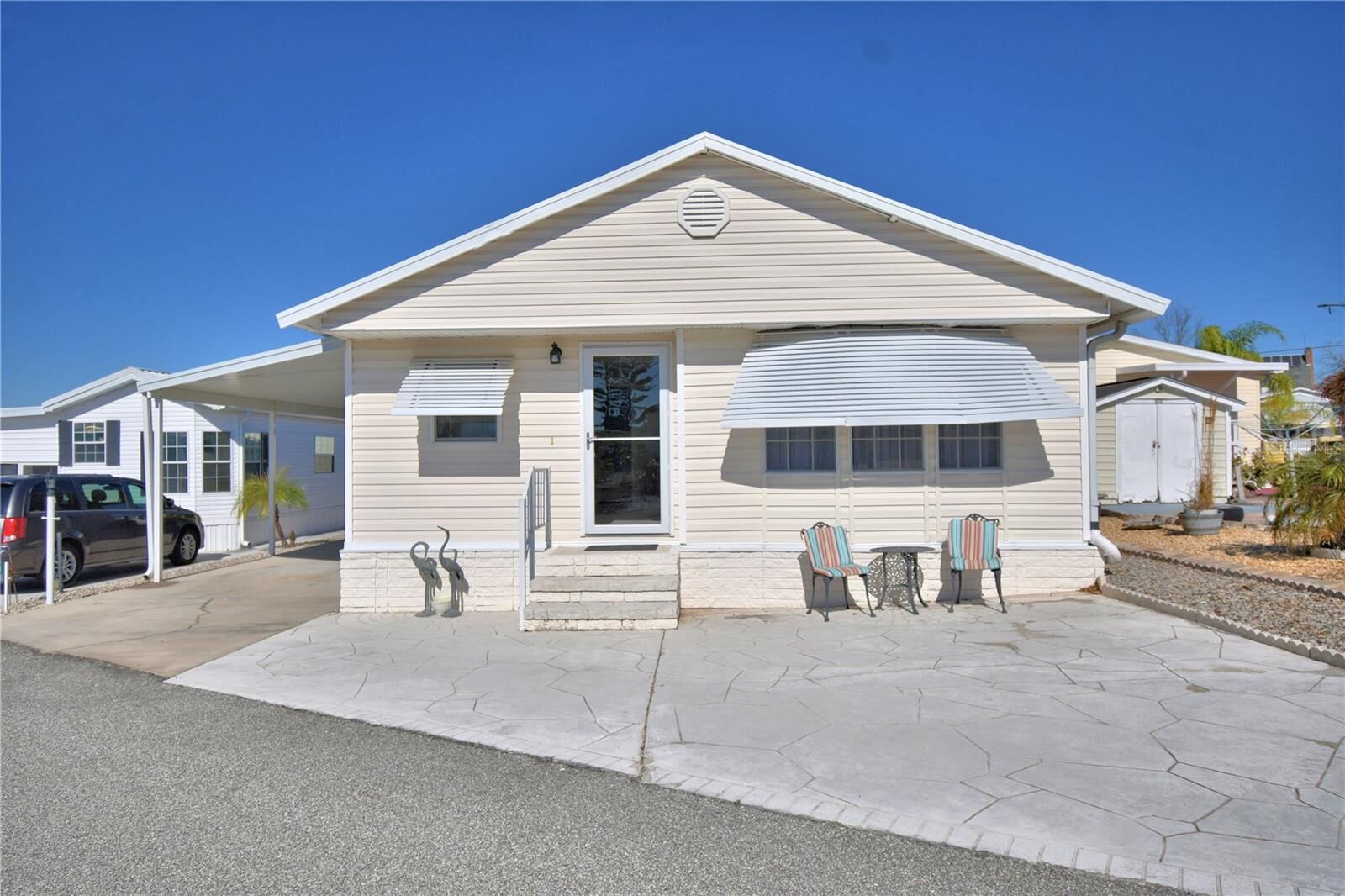 Property Photo:  251 Patterson Road B26  FL 33844 