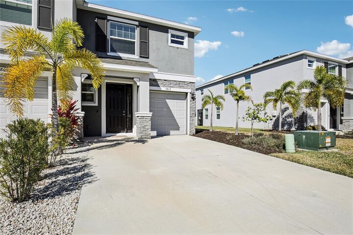 Property Photo: 2813 Midnight Pearl Drive FL 34240