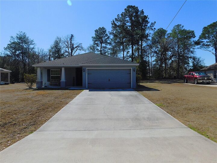 Property Photo: 5902 SW 115th Street Road FL 34476