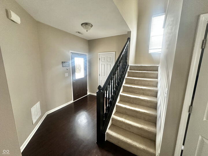 Property Photo:  2094 Shadow Creek Boulevard  IN 47201 