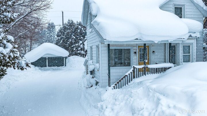 Property Photo: 56511 Laurium Street MI 49913