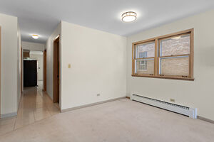 Property Photo:  5705 W Higgins Avenue 1  IL 60630 