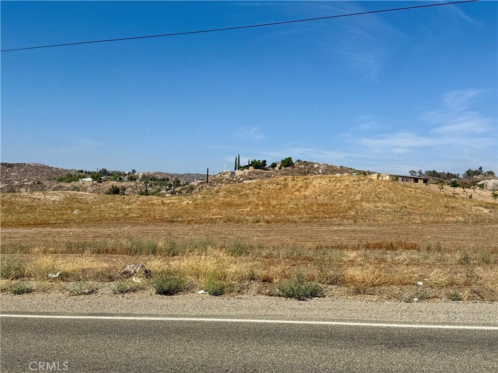 Property Photo:  26 Juniper Flats Road  CA 92567 