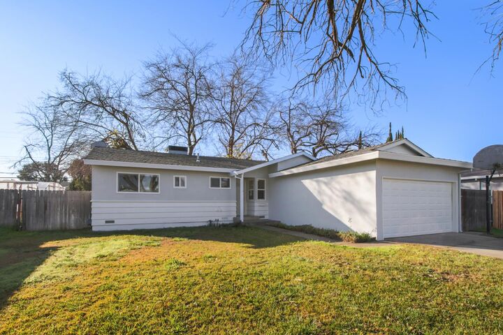 Property Photo:  10350 Birmingham Way  CA 95670 