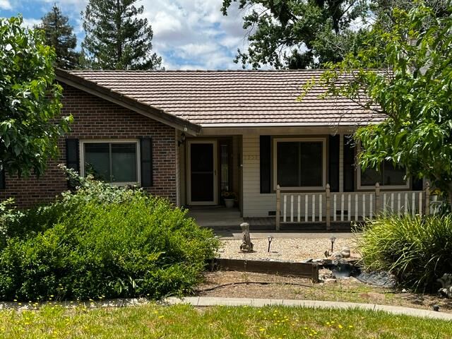 Property Photo:  2352 Toyon Court  CA 95252 