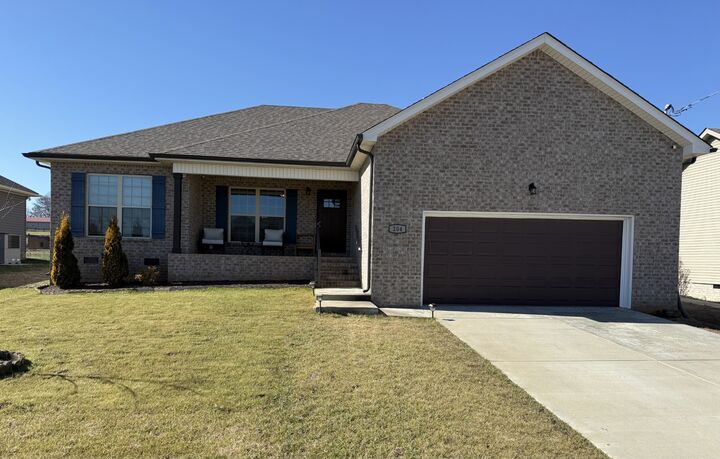 Property Photo:  204 Rose Ln  TN 37160 