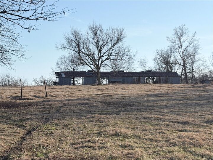 Property Photo:  9952 N Hwy 43  AR 72747 