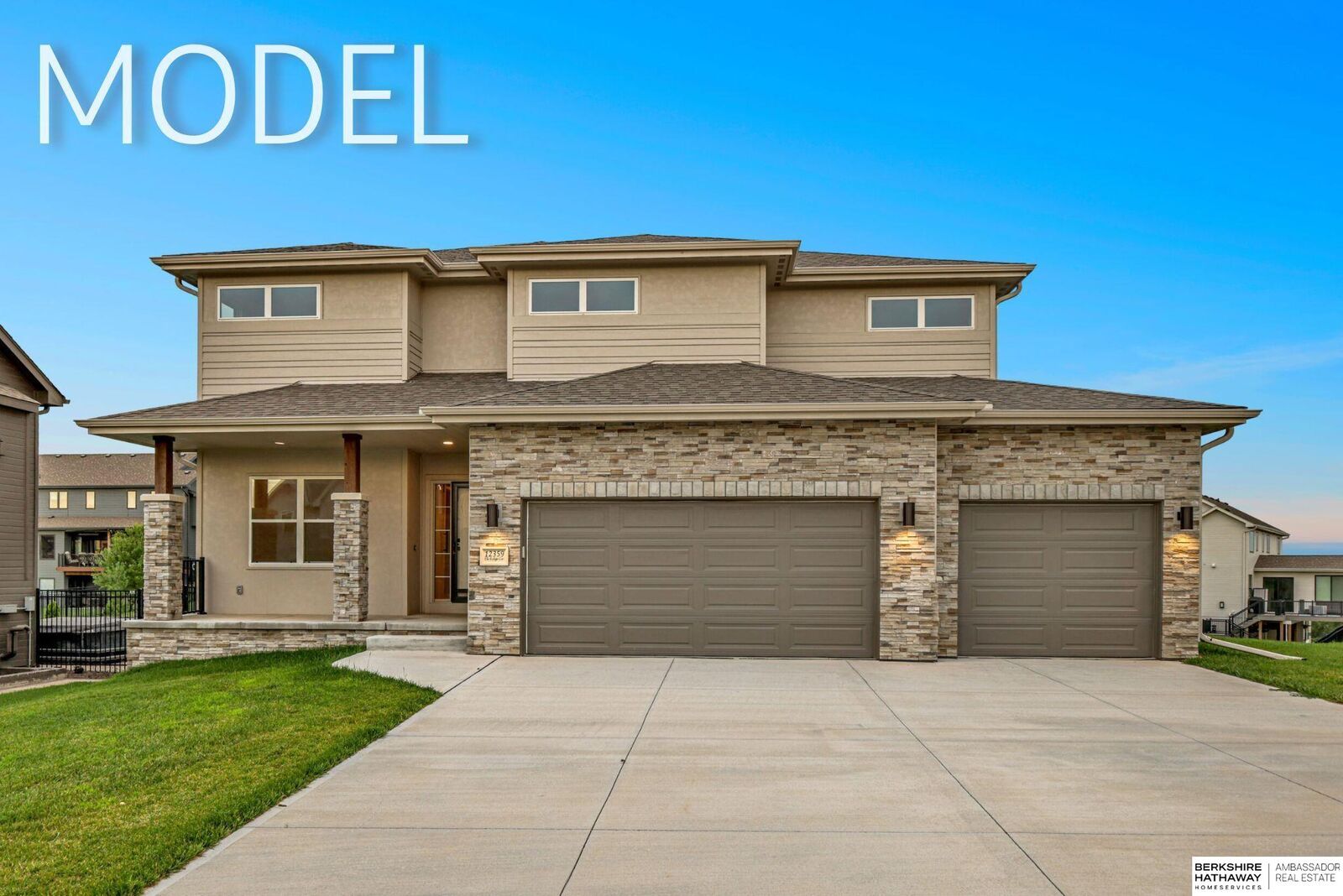 Property Photo:  5419 N 190th Avenue  NE 68022 