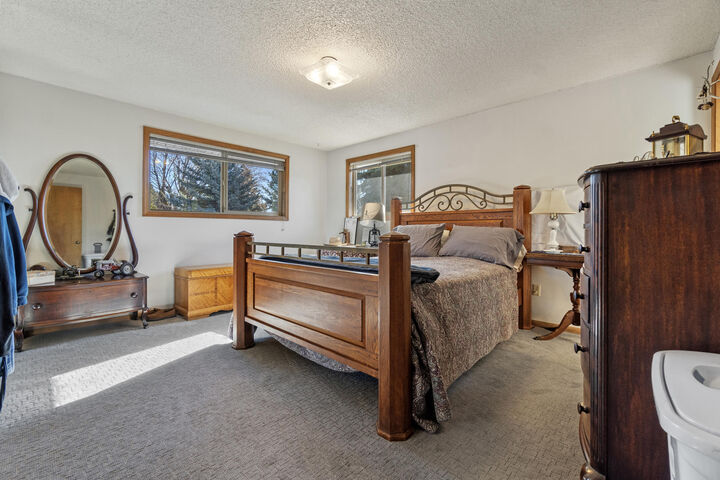 Property Photo:  7575 Cannon Avenue  OR 97603 