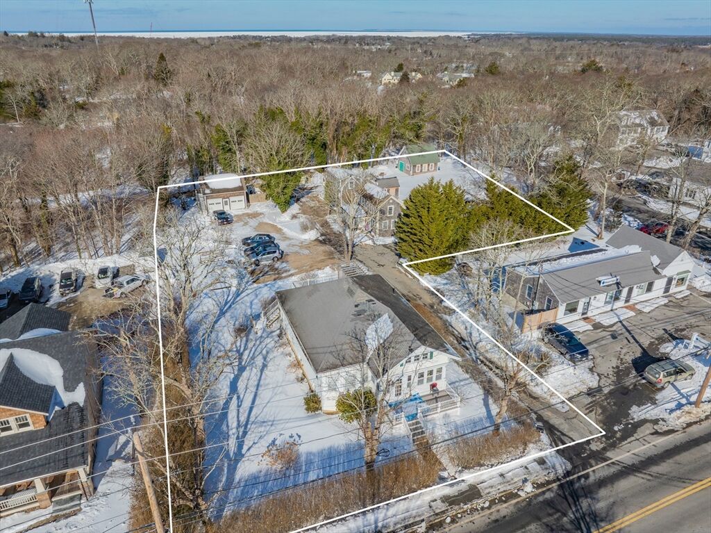 Property Photo:  88 Route 6A  MA 02653 