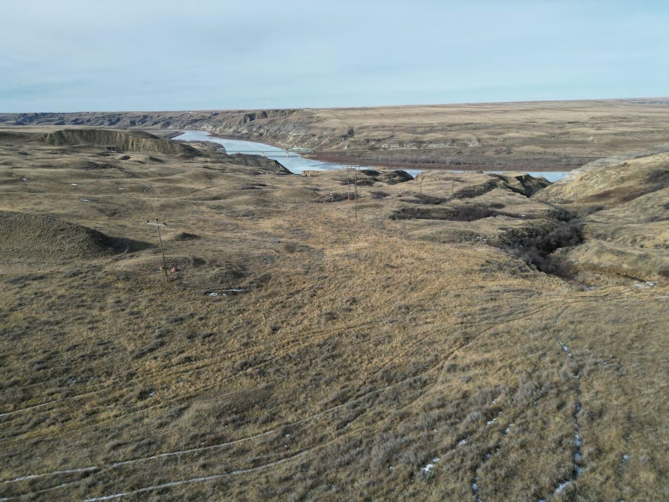 Property Photo:  NE, NW 27 20 1 W4, All Sec 28 20 1 W4, SE 29&Ampse 34  AB T0J 0H0 