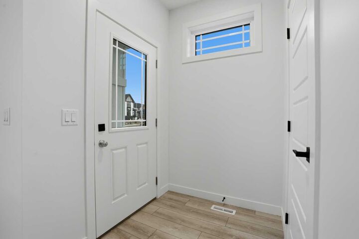 Property Photo:  552 Bridgeport Street  AB T1X 3E6 