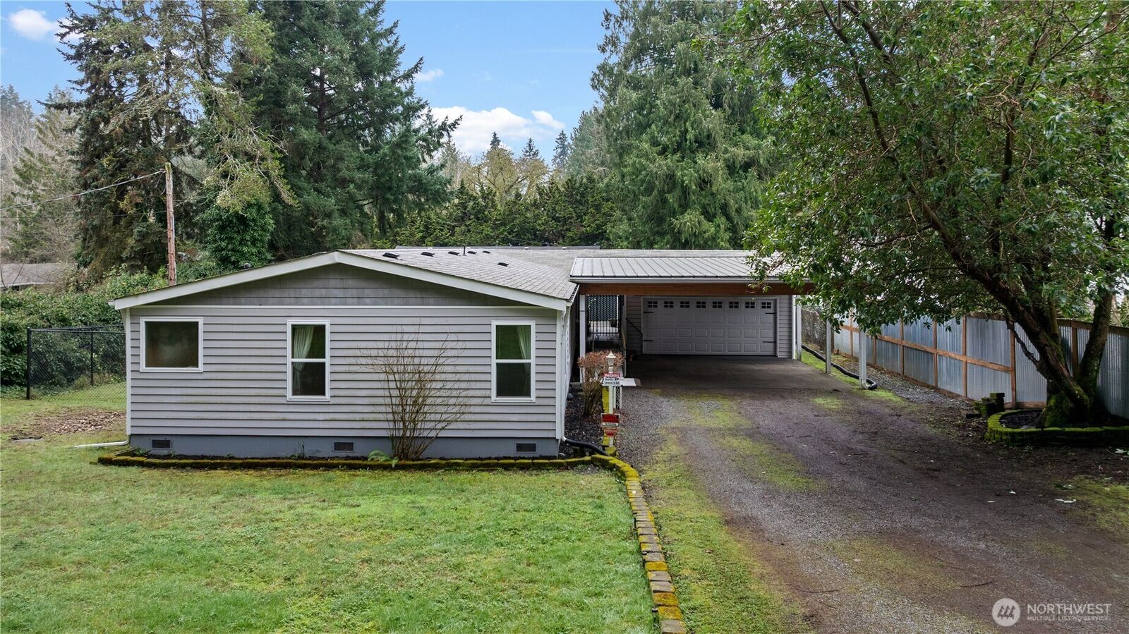 Property Photo: 6827 Holmes Island Road SE WA 98503