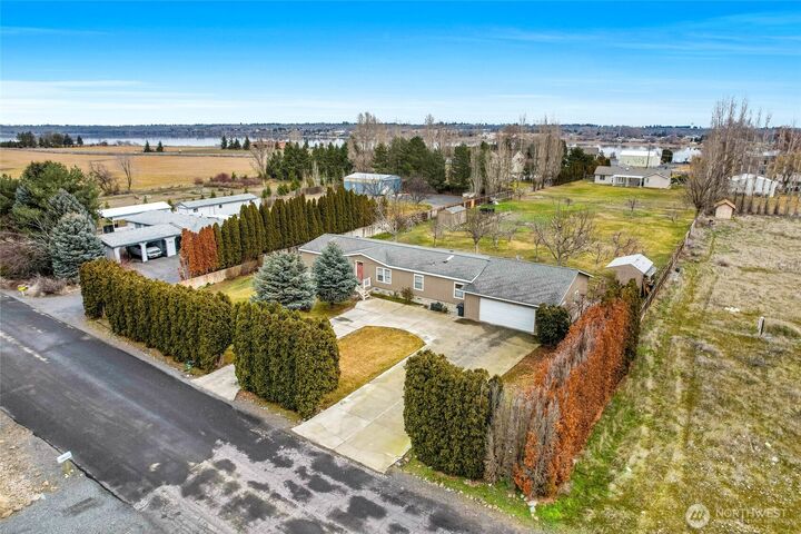 Property Photo:  3431  Firouzi Drive NE  WA 98837 