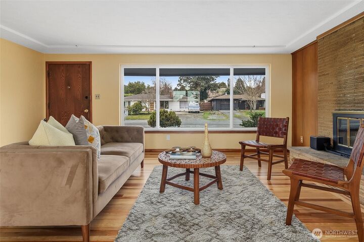 Property Photo:  7716 S Mission Drive  WA 98178 